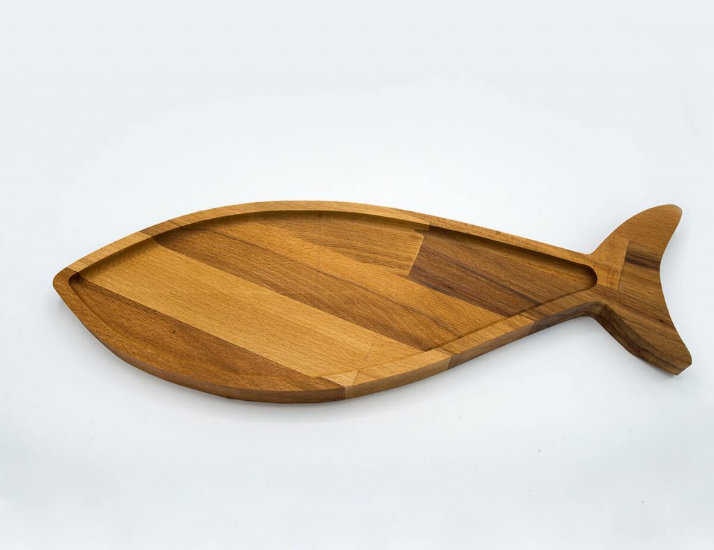 Platou din lemn in forma de peste